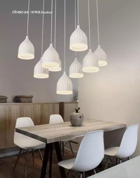 荣事达智能照明 ▏爱在七夕 照亮你我——用灯光说爱你！