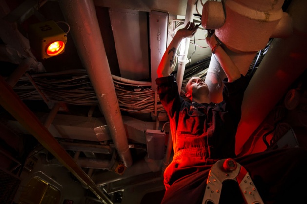 海洋照明商机显现，英国皇家海军订购逾10万支LED灯管